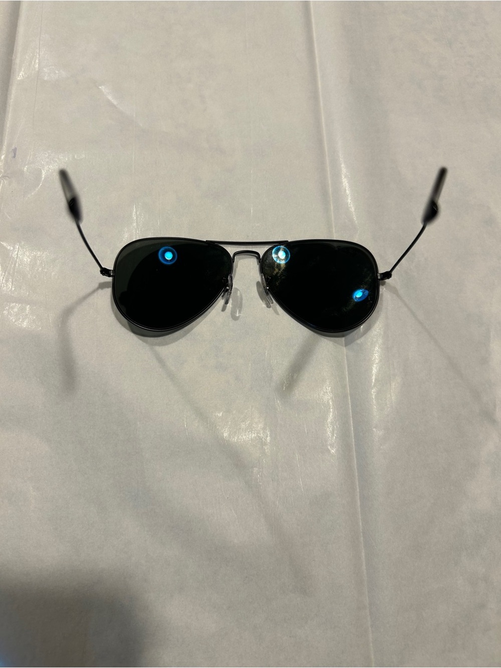 Ray Ban Classic Aviator Polorized Sunglasses - Picture 4 of 6